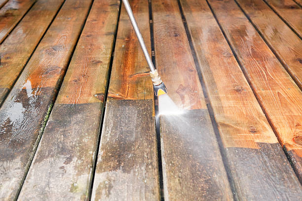 Best Building Exterior Pressure Washing in Framingham, MA